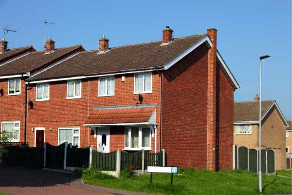 Can I Alter The Party Wall Surveyor? - A Crucial Guide From Faulkner Surveyors 3 Do you want to change the party wall surveyor you are using? Get the best results from Faulkners Welling NOW!