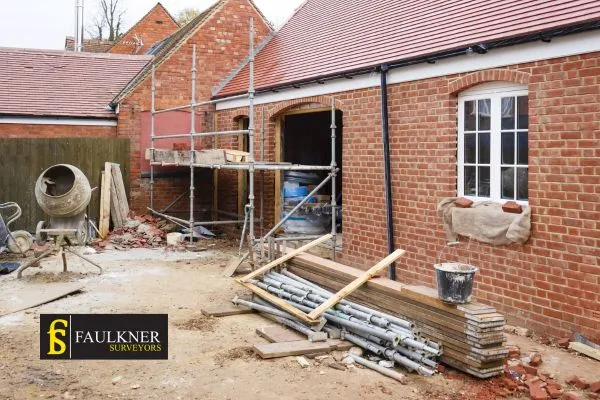 What is the minimum distance between 2 houses? 2 Distance Between Two Houses : Party Wall Surveyors Welling